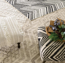 Load image into Gallery viewer, Dash &amp; Albert - Healy Grey Rug
